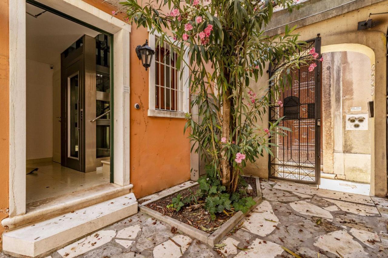 Ca' San Carlo Residence By Wonderful Italy Wenecja Zewnętrze zdjęcie